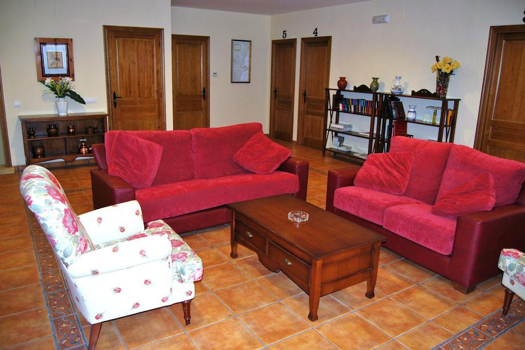 La Piedra Del Mediodia Hotel Cirat Kültér fotó